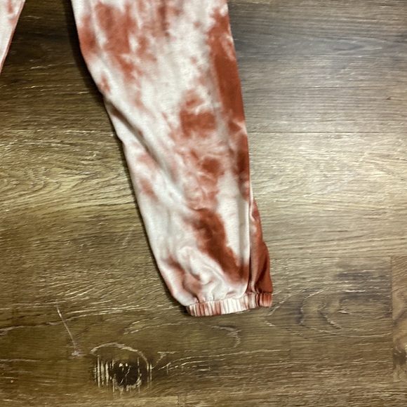 2 Piece Set - Picture 8 of 8